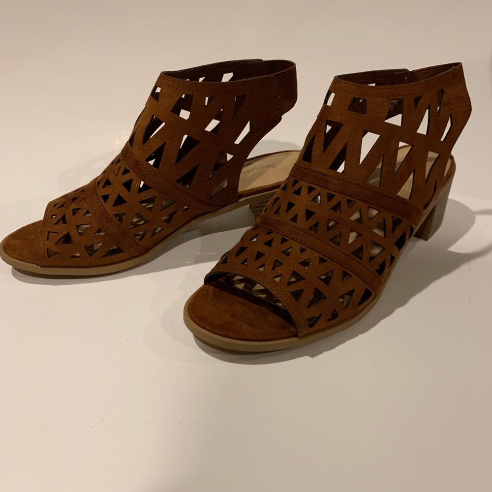 👠 2 for $20 👠 American Eagle Size 8